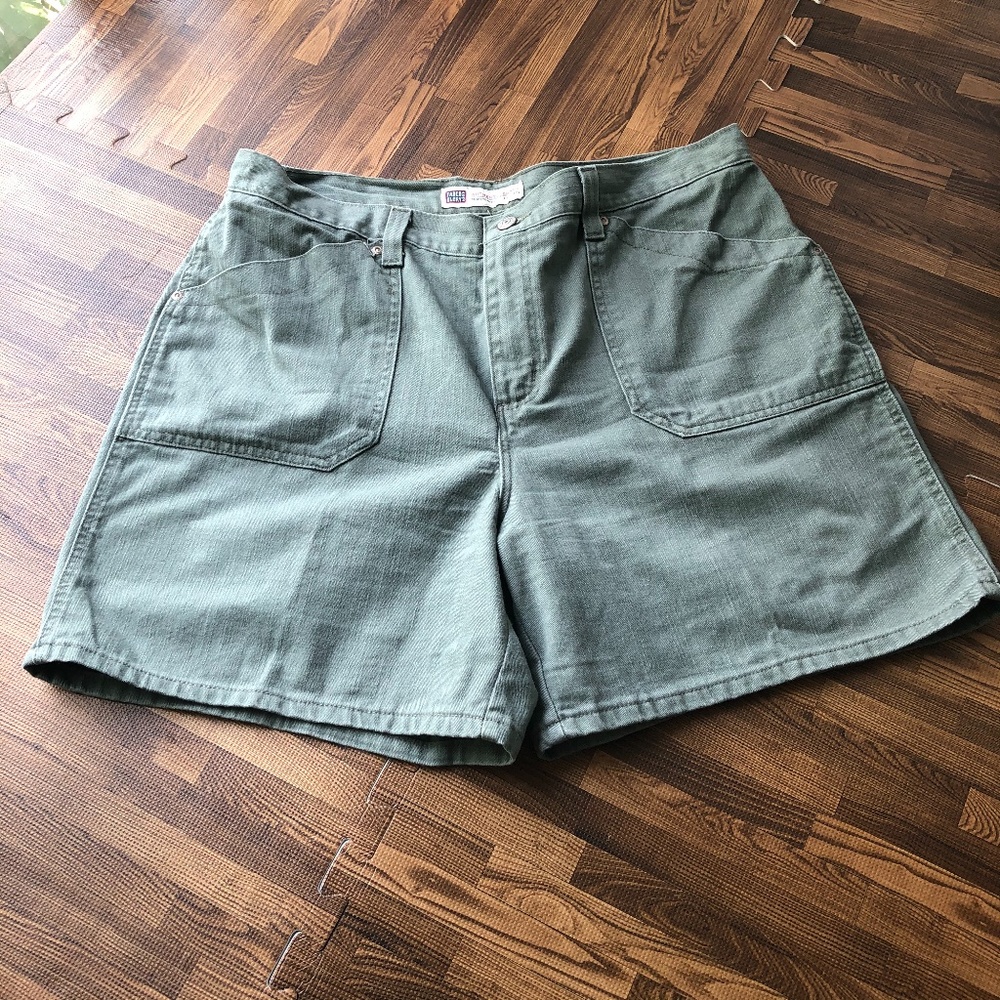 Faded Glory Green Jean Shorts 16